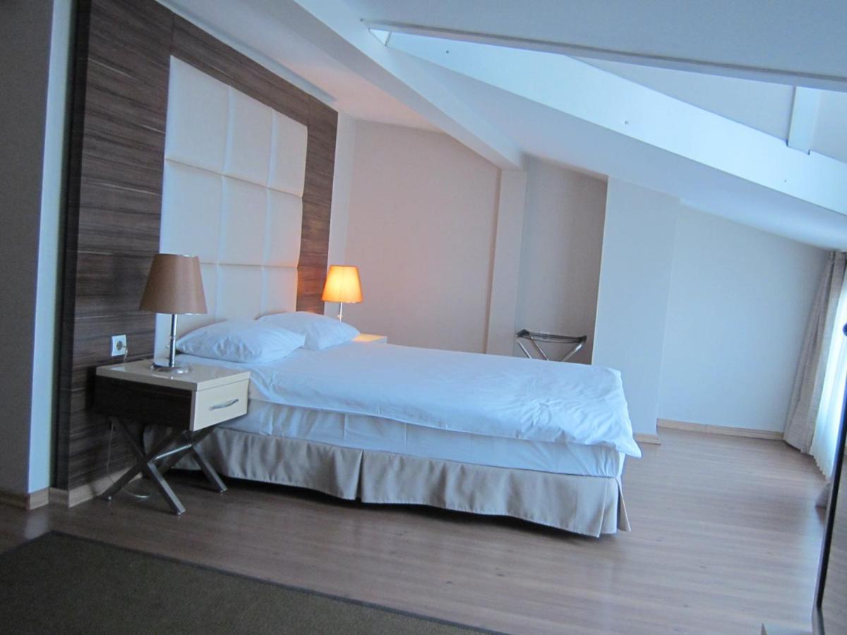Derpa Suite Hotel Istanbul Exteriör bild