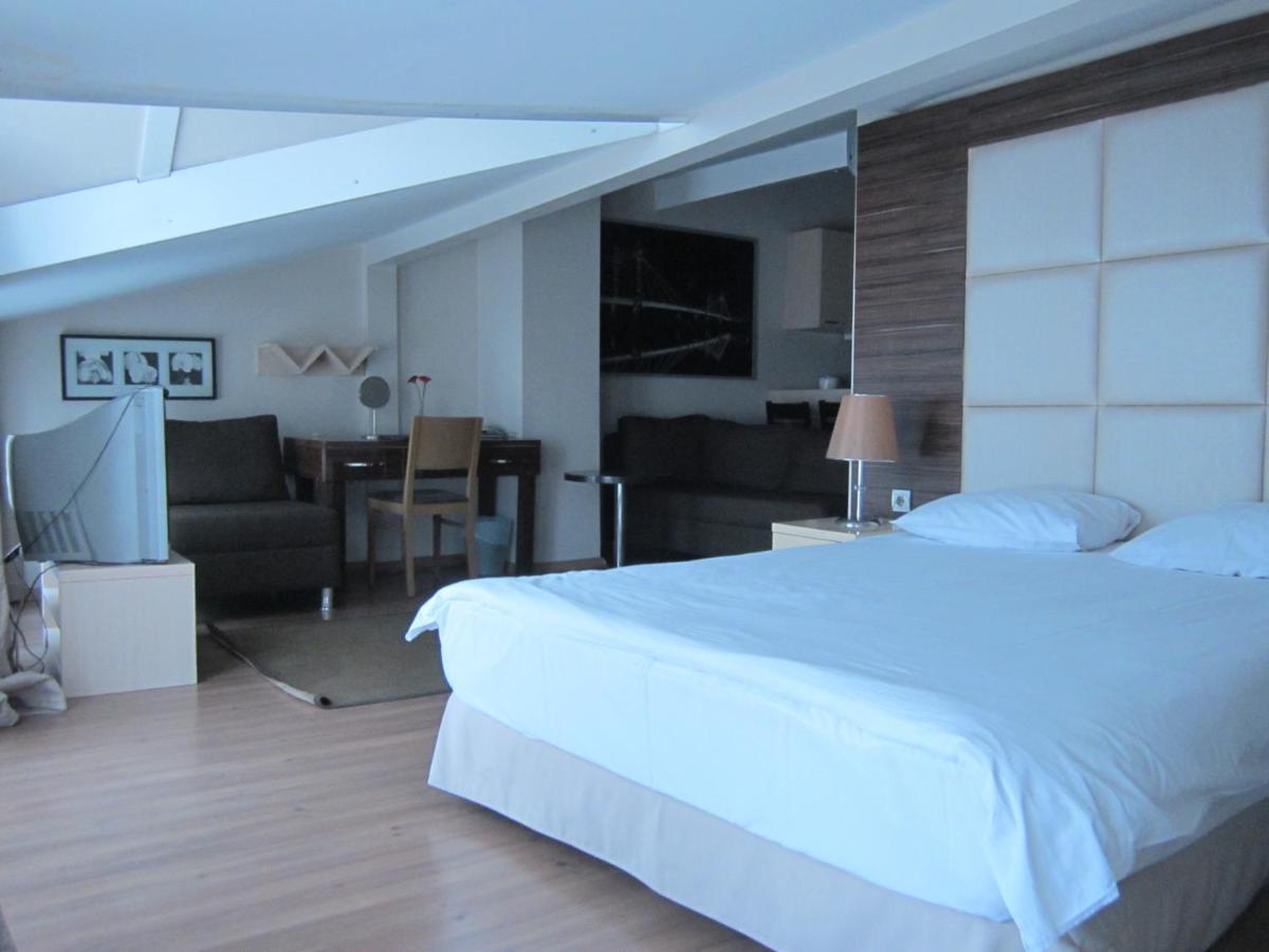 Derpa Suite Hotel Istanbul Exteriör bild
