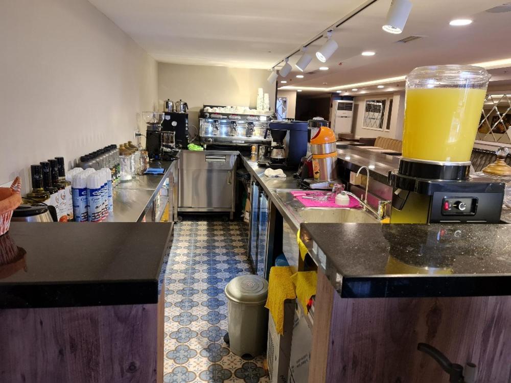 Derpa Suite Hotel Istanbul Exteriör bild