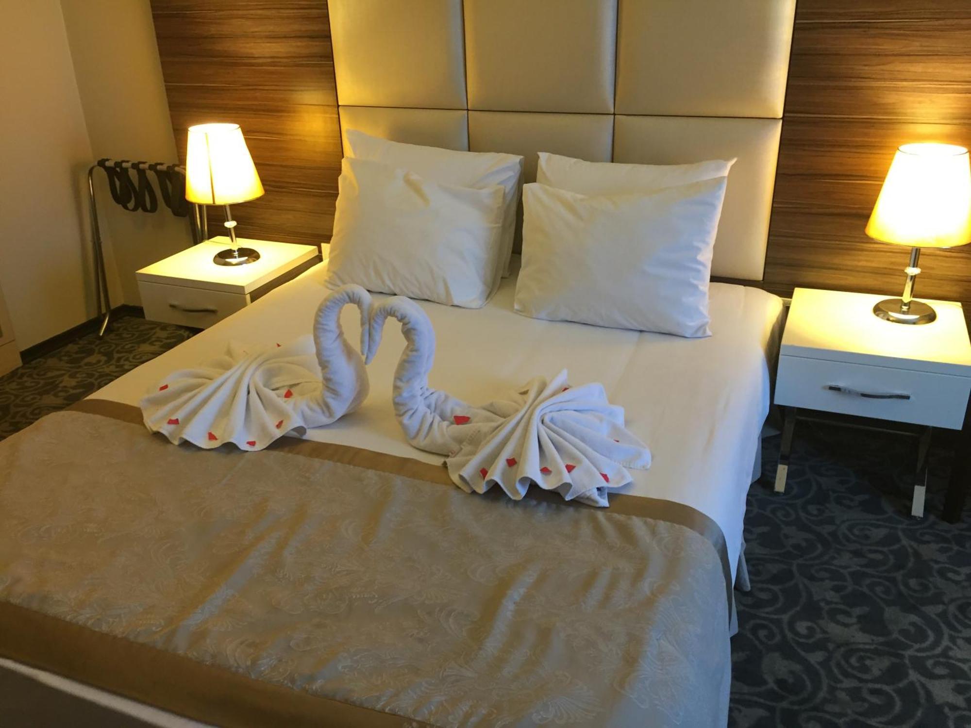 Derpa Suite Hotel Istanbul Exteriör bild