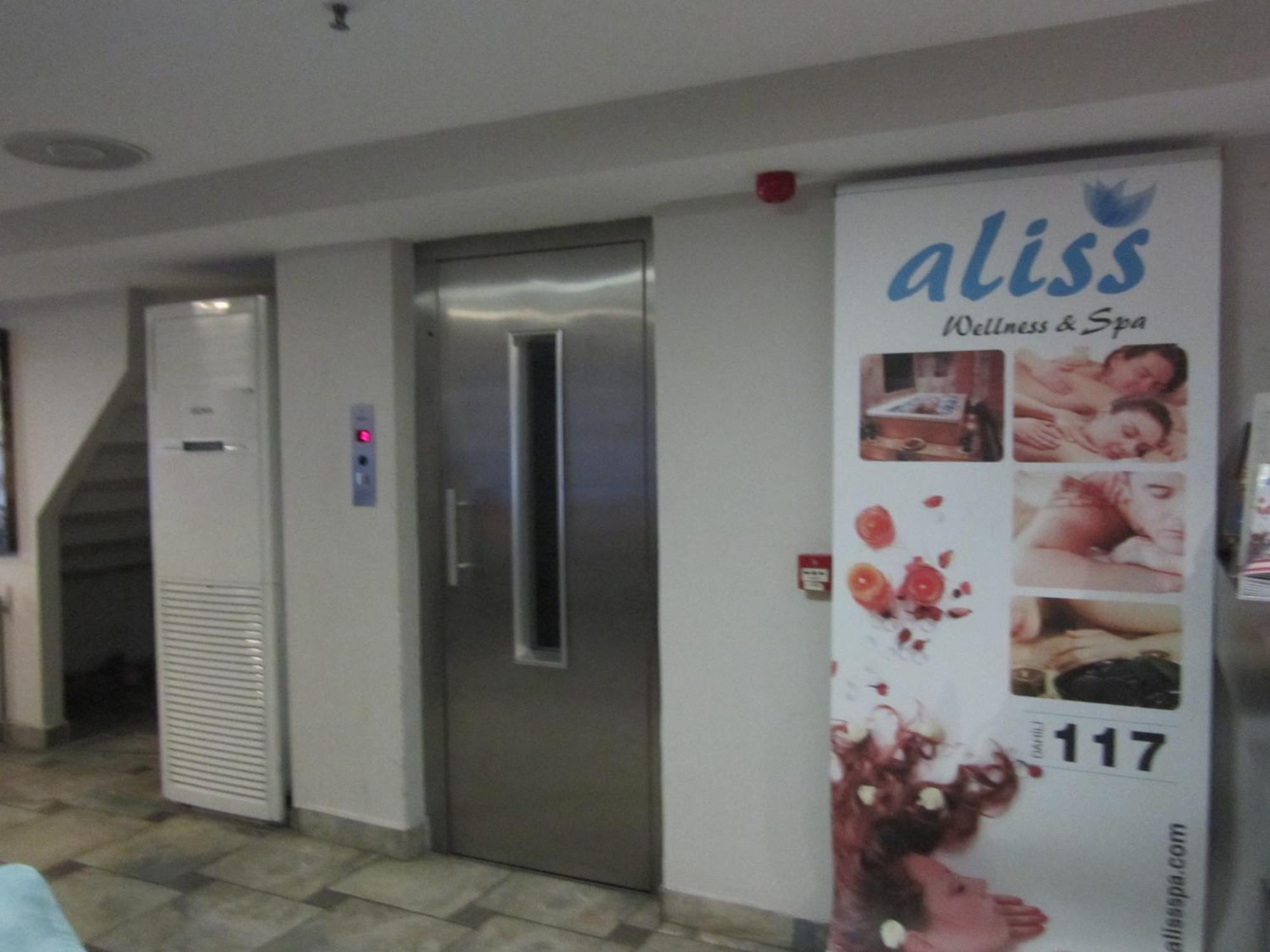 Derpa Suite Hotel Istanbul Exteriör bild